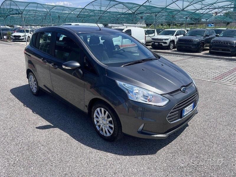 Usata Ford B-MAX 95 CV (69 kW) 2017 Gray Monovolume