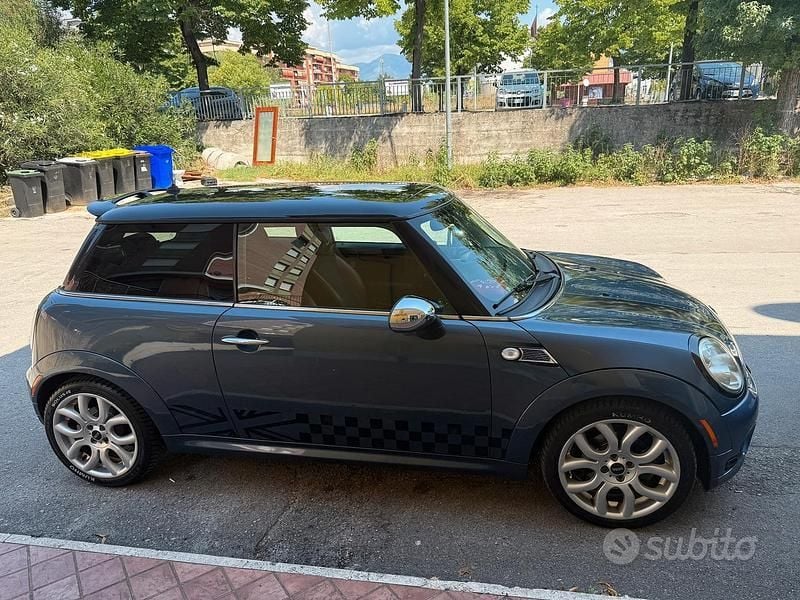 Usata Mini Cooper 122 CV (89 kW) 2010 Bianco Utilitaria