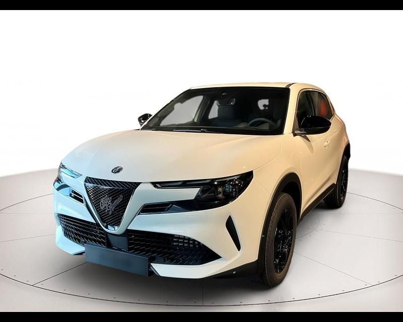 Nuova Alfa Romeo Junior 145 CV (106 kW) 2025 Bianco sempione SUV