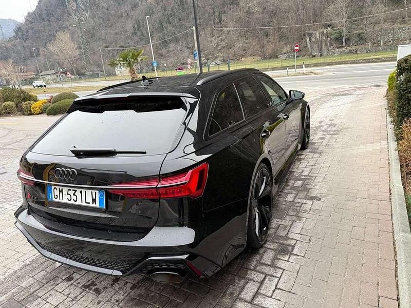 Usata Audi RS6 Performance 615 CV (452 kW) 2020 Nero Station wagon