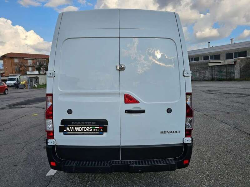 Usata Renault Master 136 CV (100 kW) 2021 Bianco pastello Furgone