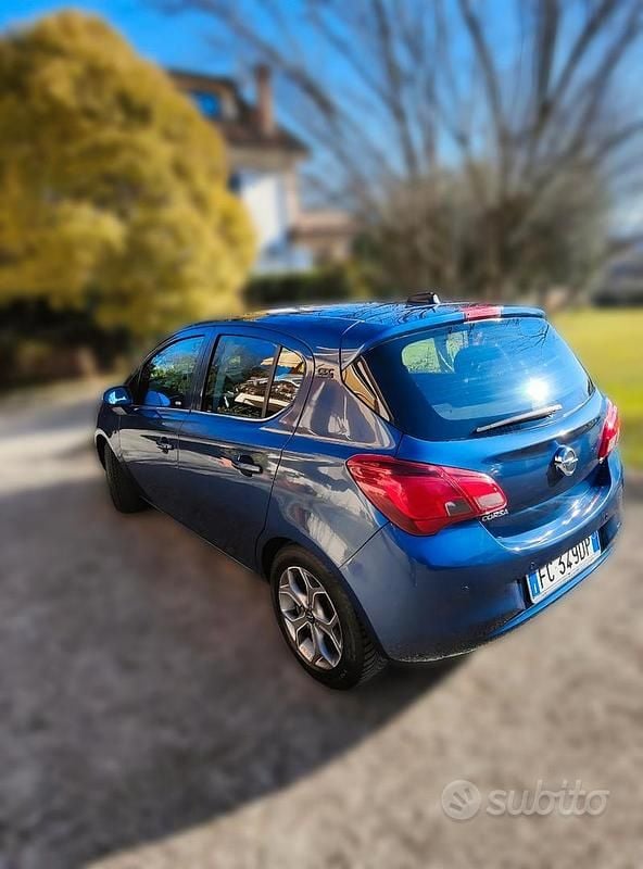 Usata Opel Corsa 2016 Blu Utilitaria