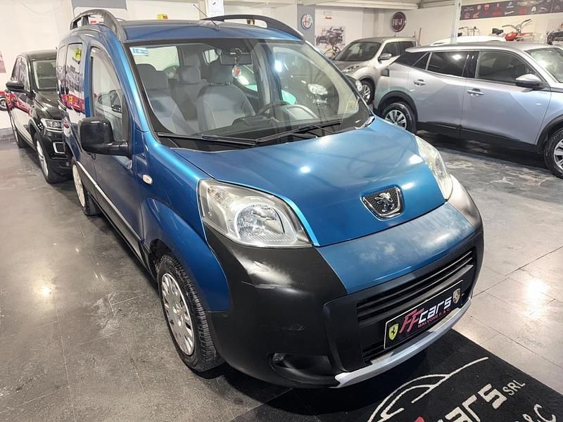 Usata Peugeot Bipper Family 75 CV (55 kW) 2012 Blu Monovolume