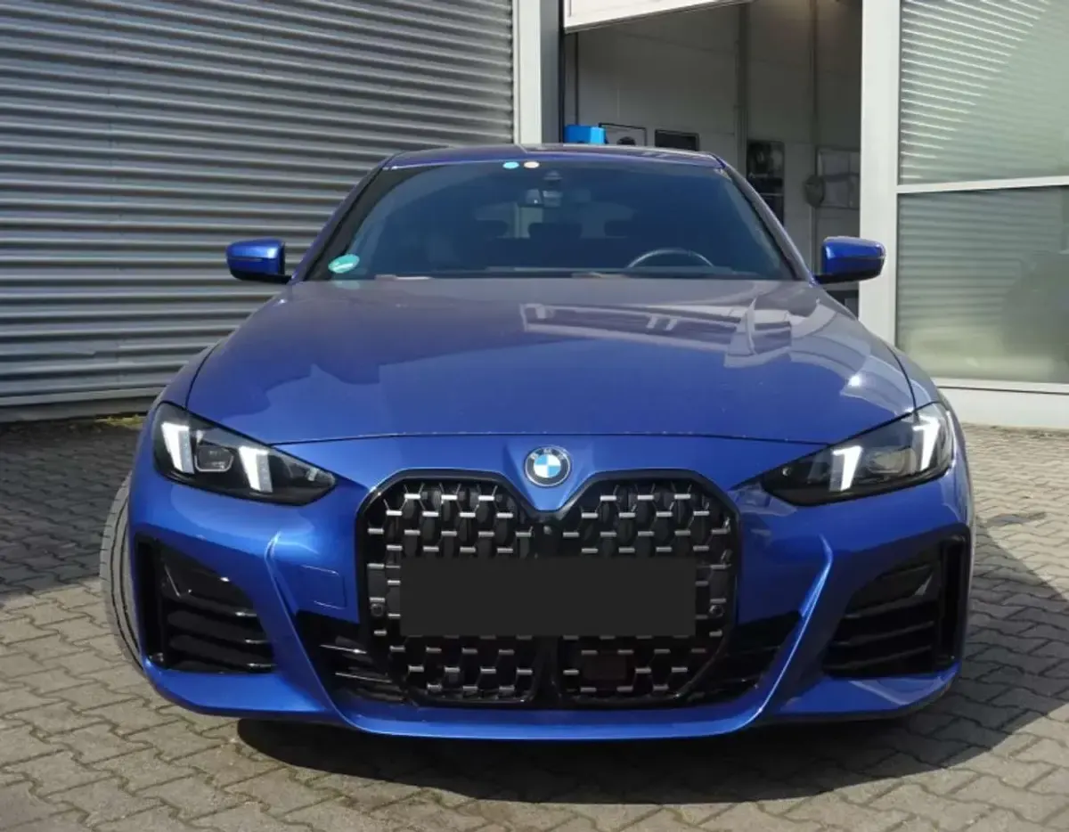 Usata BMW 430 M Sport 245 CV (180 kW) 2025 Blu/azzurro Coupé