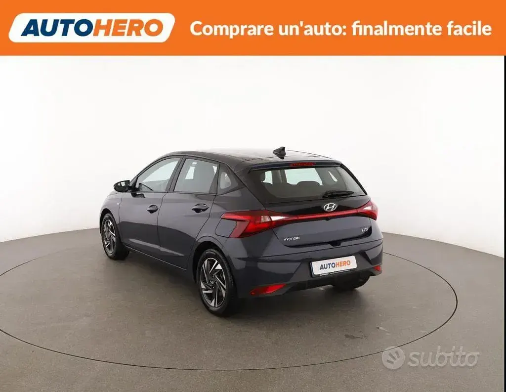 Usata Hyundai i20 101 CV (74 kW) 2023 Blu Utilitaria