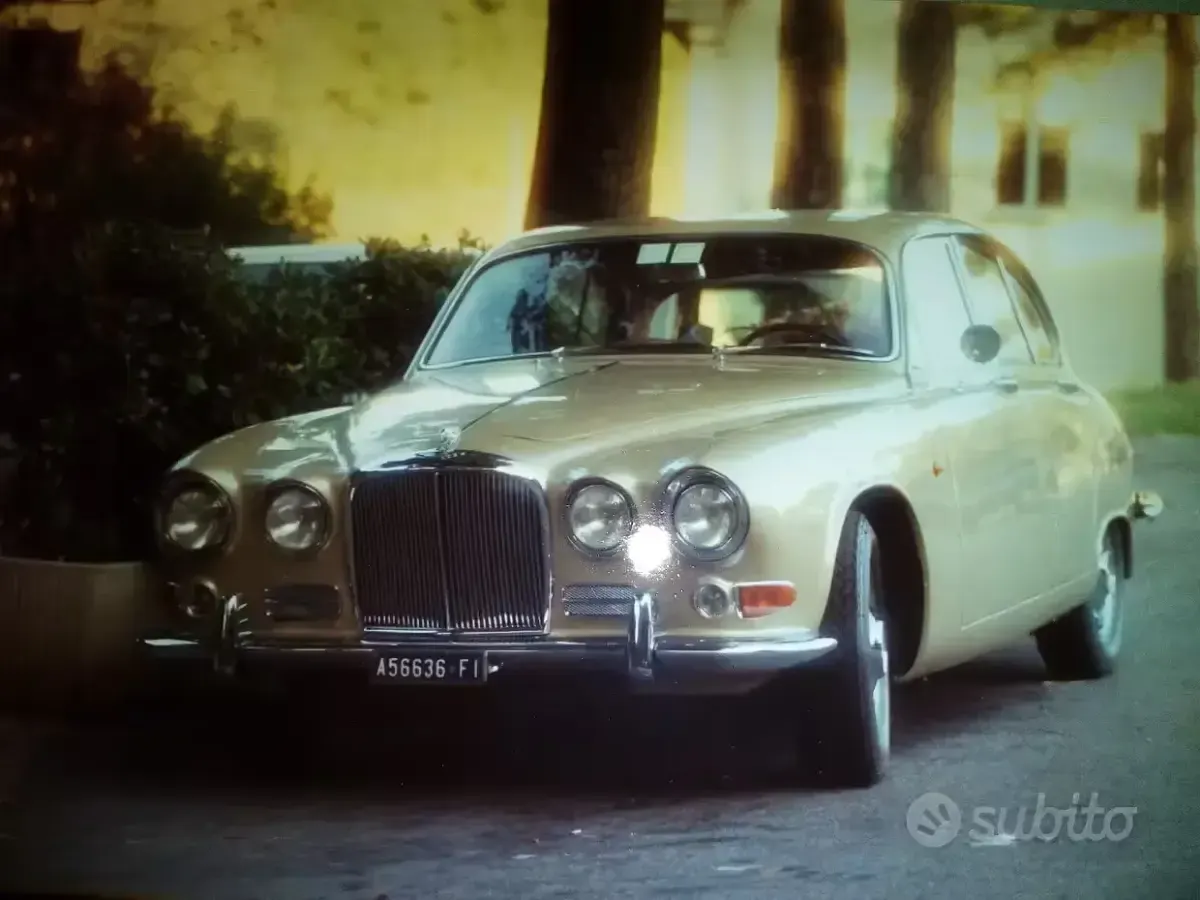 Usata Jaguar 420 S 1960 Giallo Berlina