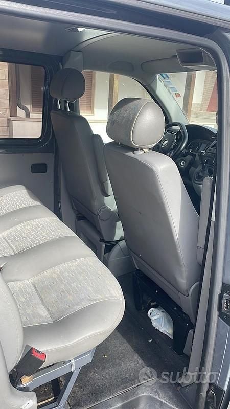 Usata VW Caravelle 2011 Monovolume