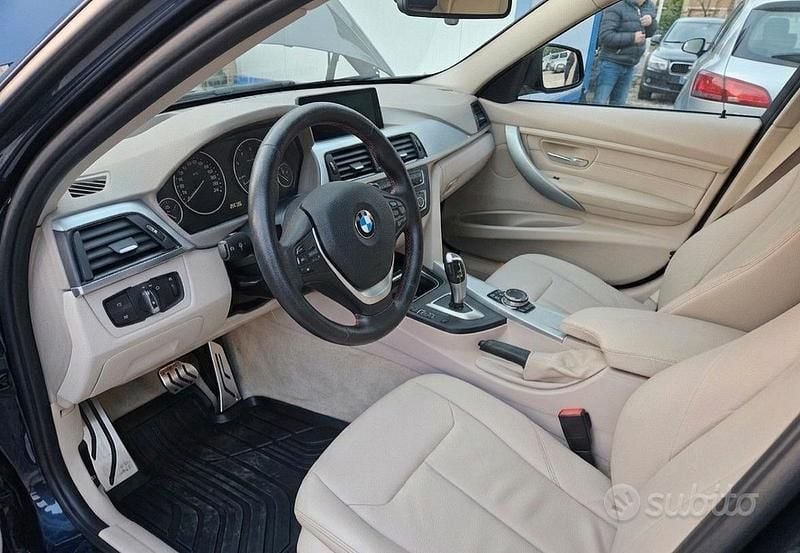 Usata BMW 330 258 CV (189 kW) 2014 Blu Station wagon