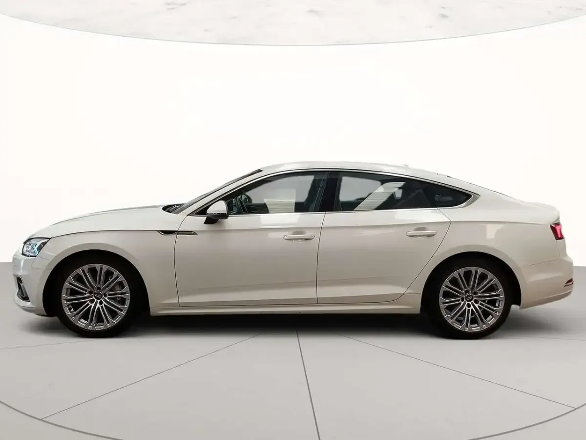 Usata Audi A5 Sportback Business 190 CV (139 kW) 2018 Bianco ibis Utilitaria
