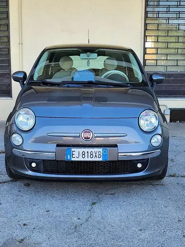 Usata Fiat 500 Lounge 69 CV (50 kW) 2011 Grigio Utilitaria