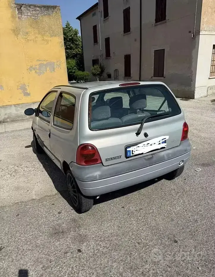 Usata Renault Twingo 58 CV (42 kW) 2000 Grigio Utilitaria