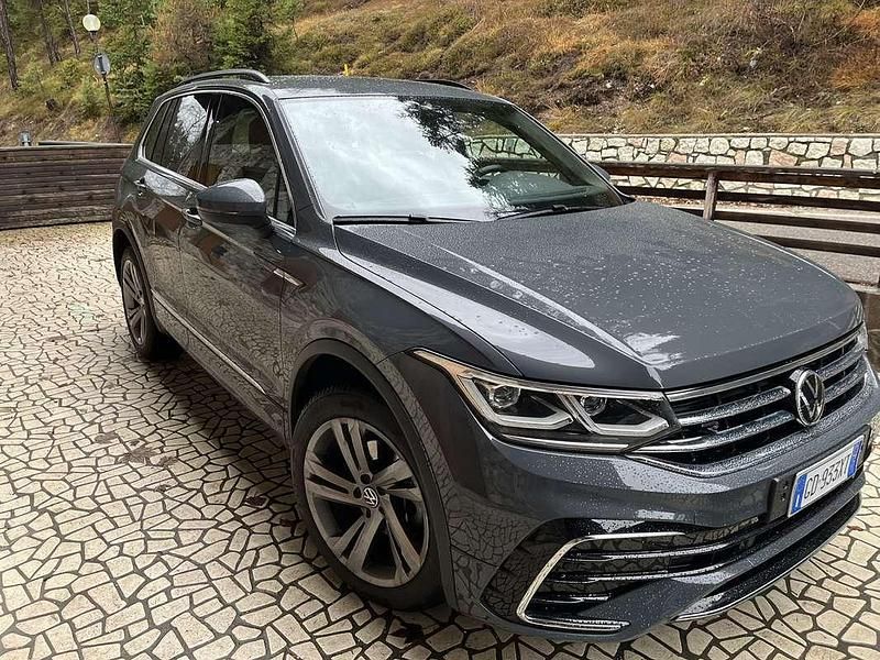 Usata VW Tiguan R-line 177 CV (130 kW) 2023 SUV