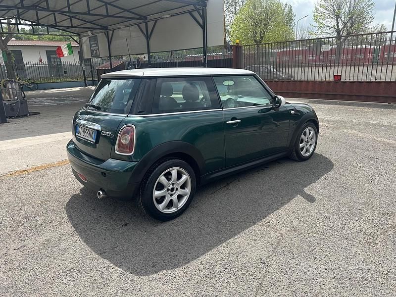 Usata Mini Cooper D 108 CV (79 kW) 2008 Verde Utilitaria