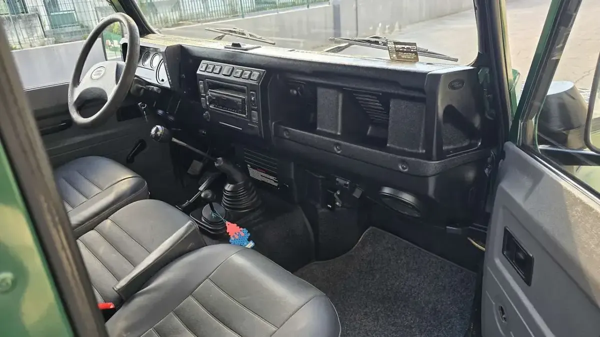 Usata Land Rover Defender 122 CV (89 kW) 2003 Other Pick-up