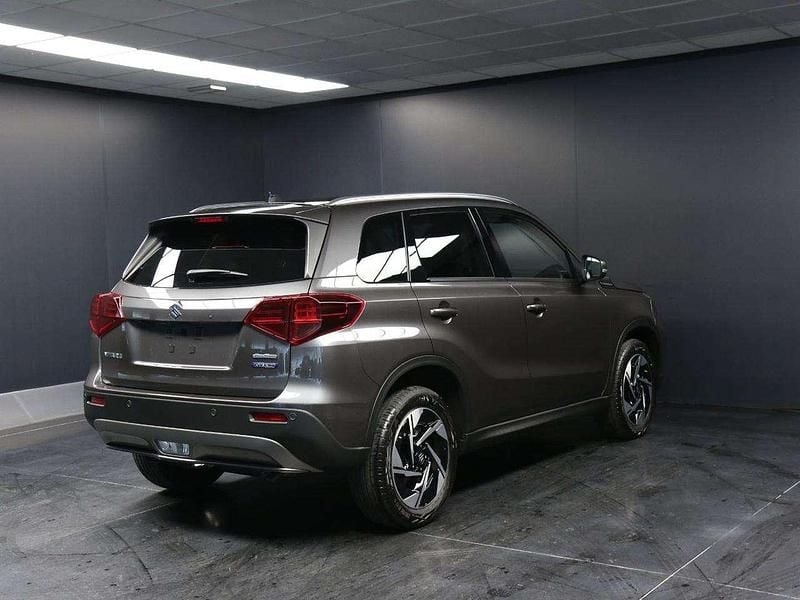 Nuova Suzuki Vitara 110 CV (80 kW) 2026 Grigio SUV