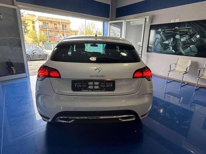 Usata DS Automobiles DS4 Chic 120 CV (88 kW) 2015 Other Berlina