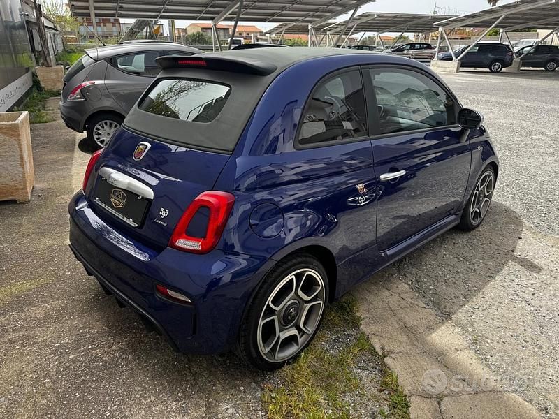 Begagnad Abarth 595C Turismo 165 HK (121 kW) 2019 Blå Cab