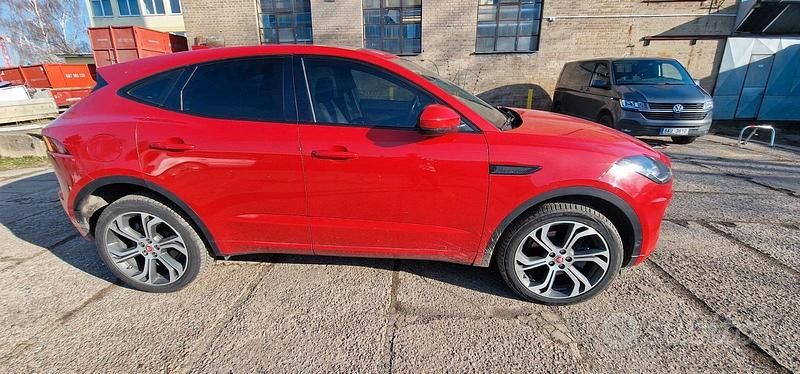 Usata Jaguar E-Pace R-Dynamic 150 CV (110 kW) 2017 Rosso SUV
