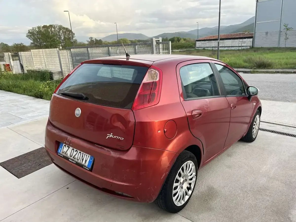 Usata Fiat Grande Punto 75 CV (55 kW) 2007 Other Utilitaria