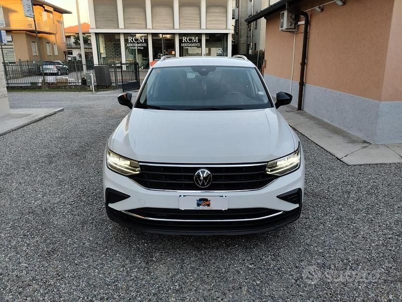 Usata VW Tiguan Elegance 150 CV (110 kW) 2021 Bianco SUV