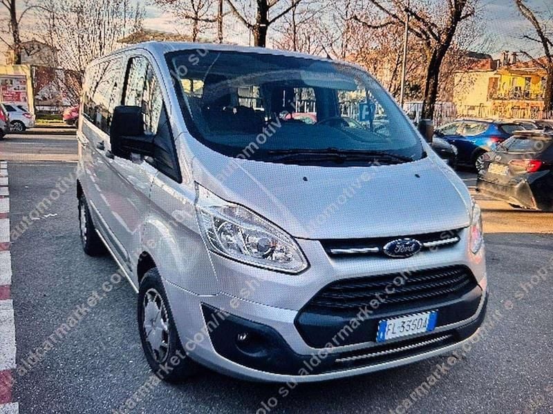 Usata Ford Transit Custom 131 CV (96 kW) 2017 Argento Monovolume
