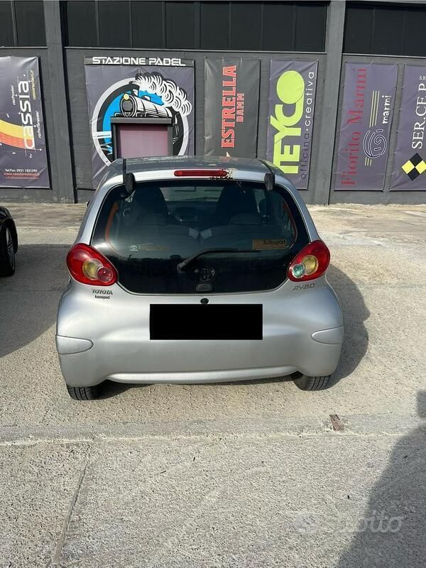 Usata Toyota Aygo Sol 68 CV (50 kW) 2006 Utilitaria