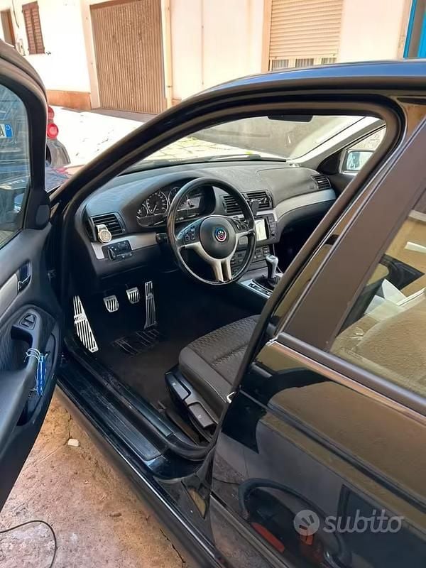 Usata BMW 320 136 CV (100 kW) 2000 Nero Berlina