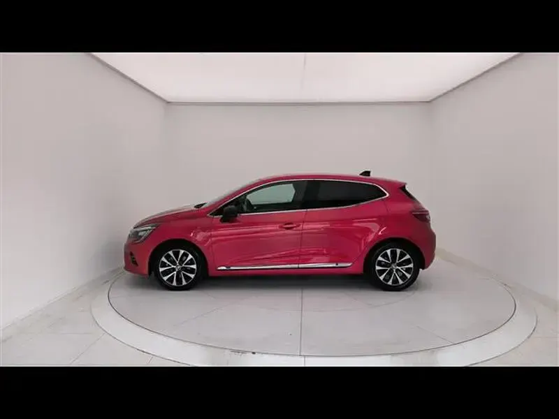 Usata Renault Clio Techno 145 CV (106 kW) 2023 Rosso Utilitaria