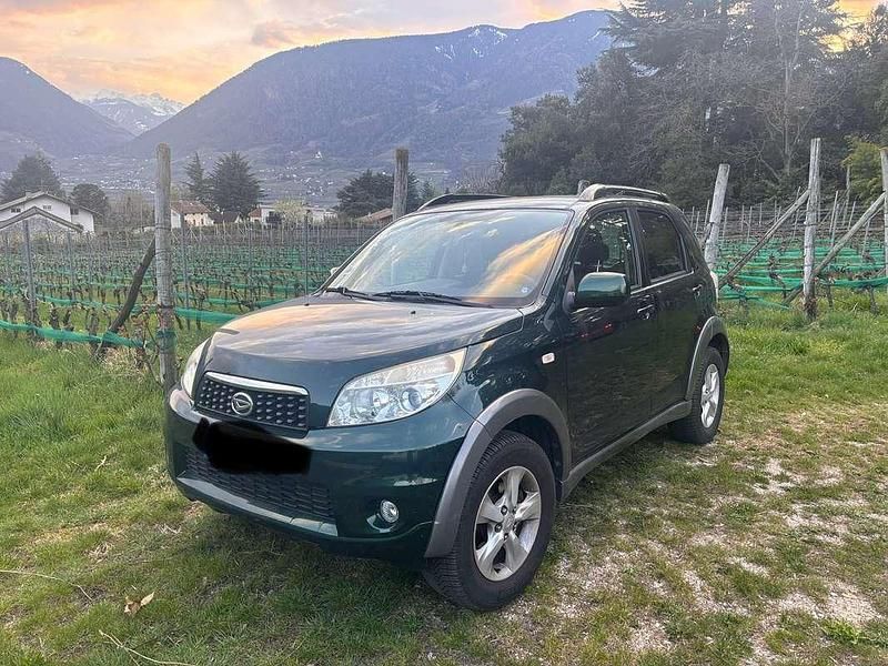 Usata Daihatsu Terios 105 CV (77 kW) 2009 Verde SUV