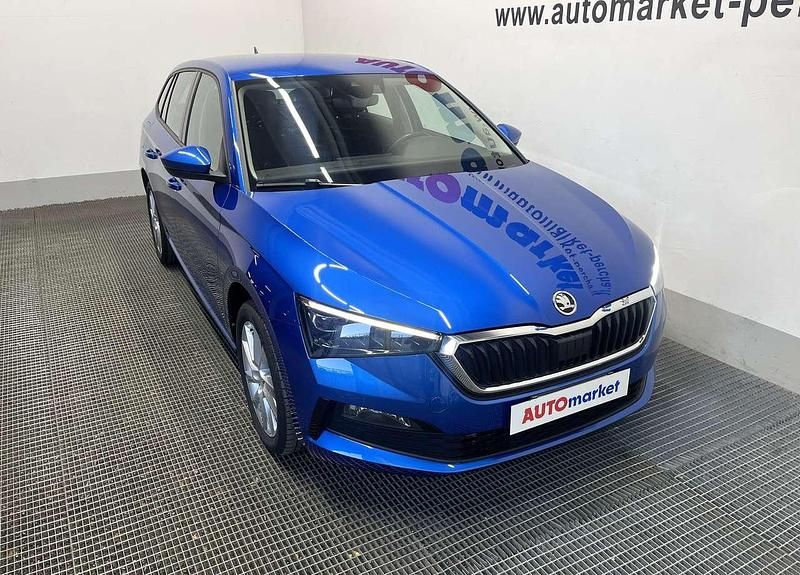 Usata Skoda Scala Style 110 CV (80 kW) 2024 Blu/azzurro Utilitaria