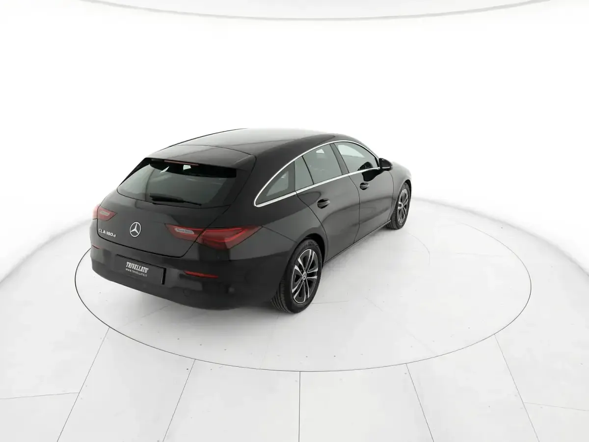Usata Mercedes CLA180 Advanced 116 CV (85 kW) 2025 Nero notte Station wagon