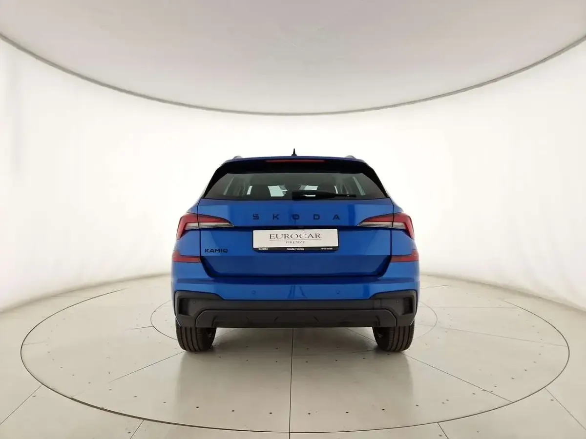 Usata Skoda Kamiq 116 CV (85 kW) 2025 Blu race metallizzato SUV