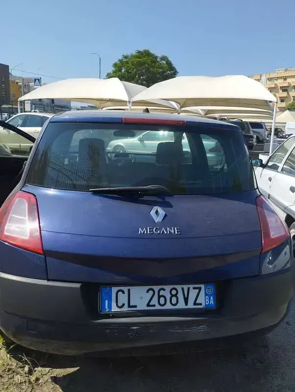 Usata Renault Mégane Dynamique 120 CV (88 kW) 2004 Blu/azzurro Berlina