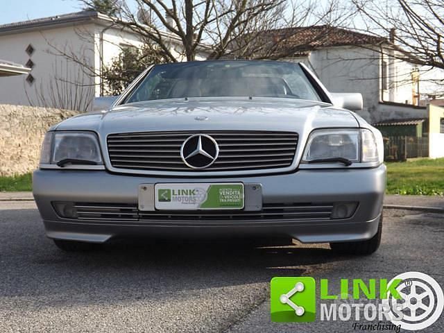 Usata Mercedes SL500 333 CV (244 kW) 1991 Grigio Cabrio
