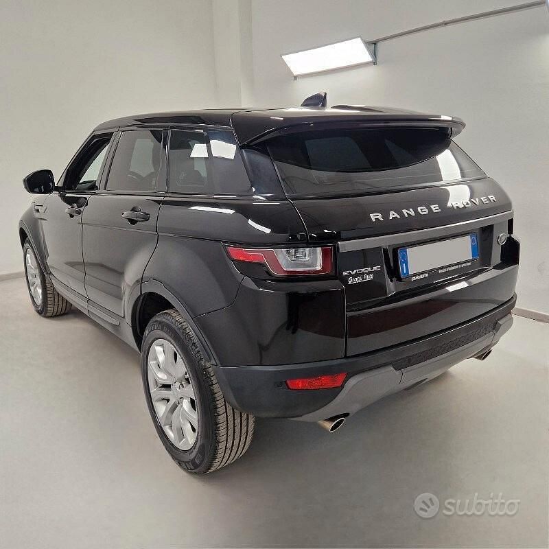 Usata Land Rover Range Rover evoque 149 CV (109 kW) 2018 Nero SUV