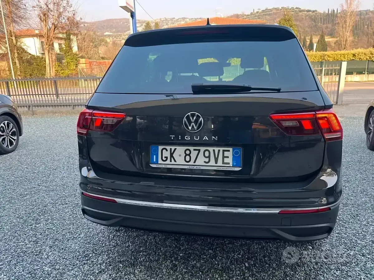 Usata VW Tiguan 150 CV (110 kW) 2022 Grigio SUV