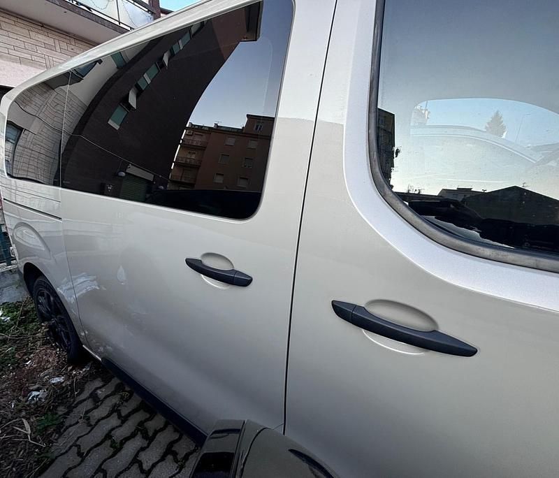 Usata Citroën Jumpy Comfort 176 CV (129 kW) 2016 Grigio Monovolume