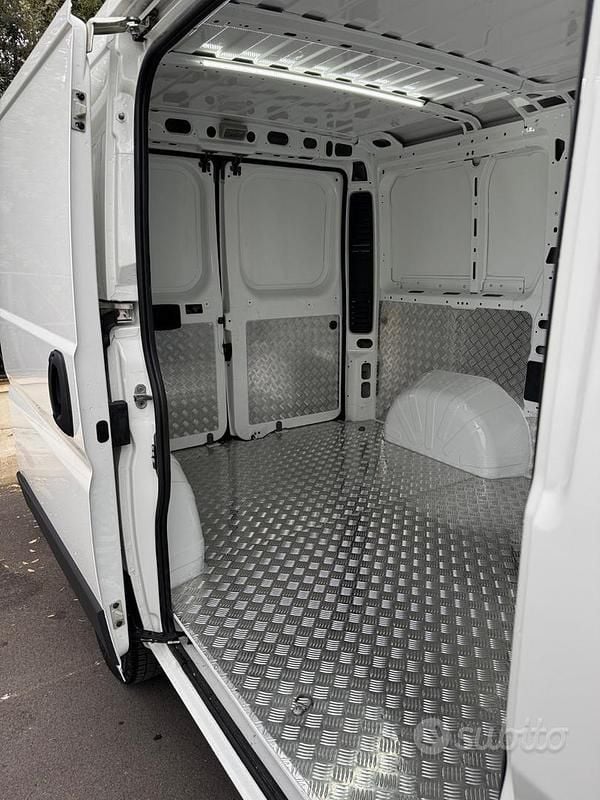 Usata Fiat Ducato 116 CV (85 kW) 2014 Bianco Furgone