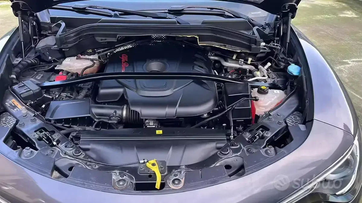 Usata Alfa Romeo Stelvio 210 CV (154 kW) 2019 Grigio SUV