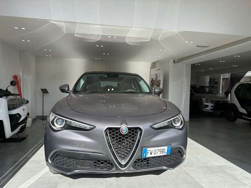 Usato 2019 Alfa Romeo Stelvio 2.1 Diesel 209 CV (28.500 €)