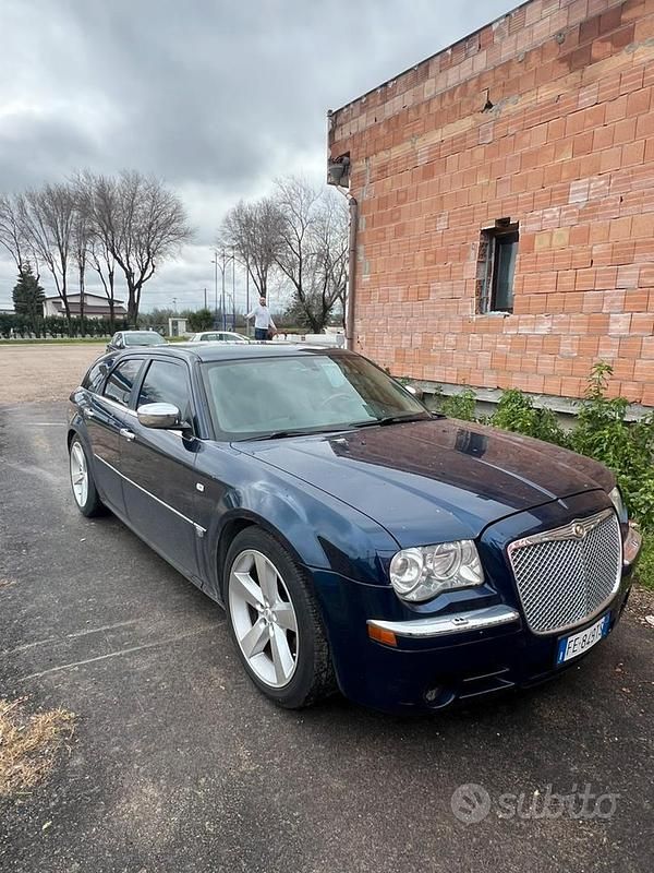 Usata Chrysler 300C 218 CV (160 kW) 2006 Blu Station wagon