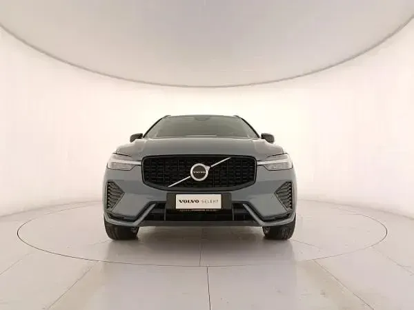 Usata Volvo XC60 Plus 197 CV (144 kW) 2023 Grigio SUV