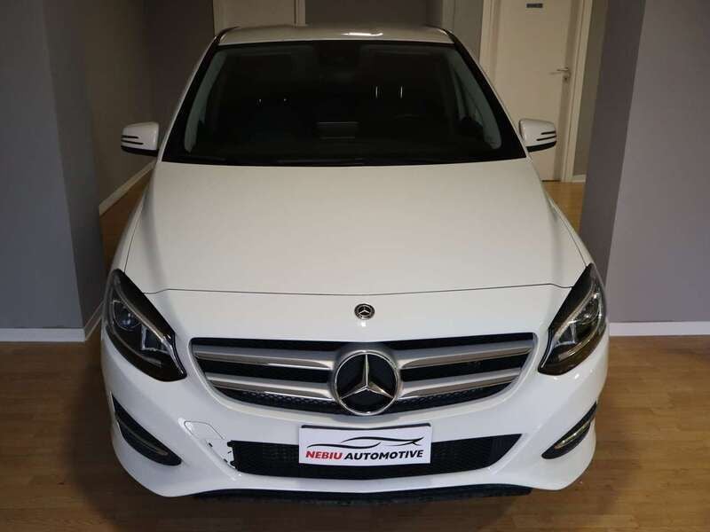 Begagnad Mercedes B200 Premium 136 HK (100 kW) 2017 Vit Minibuss