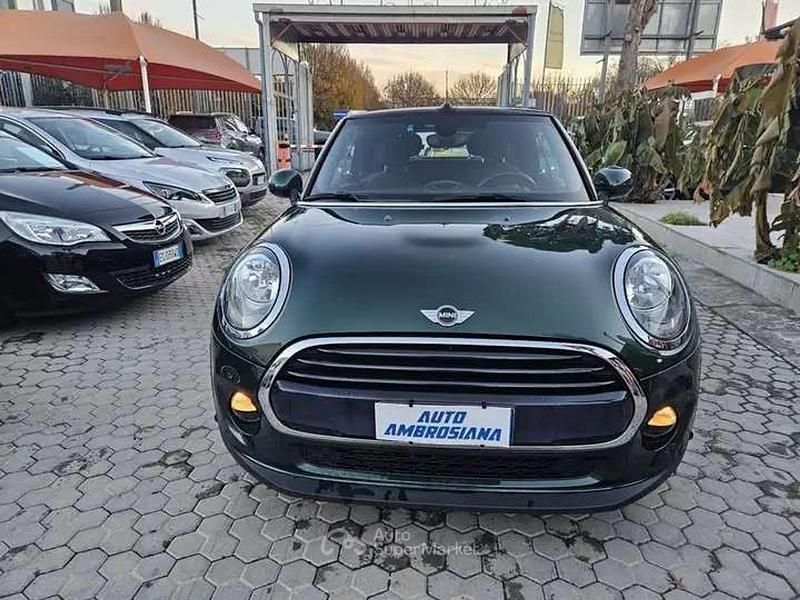 Usata Mini Cooper Cabriolet Hype 116 CV (85 kW) 2016 Verde Cabrio