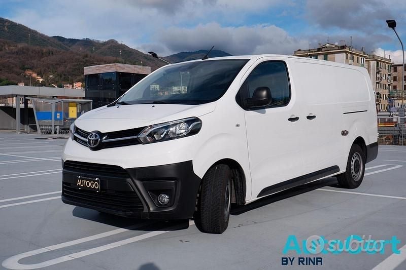 Usata Toyota Proace 122 CV (89 kW) 2020 Bianco Monovolume