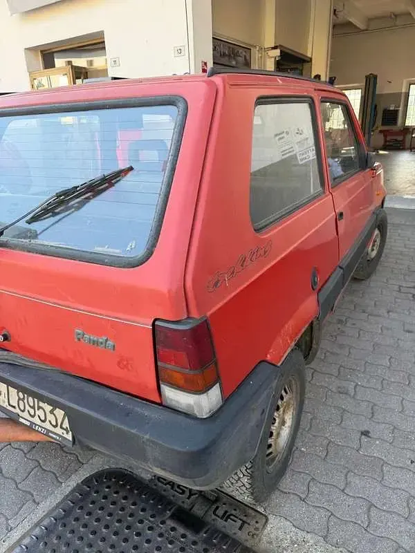 Usata Fiat Panda 4x4 Trekking 50 CV (36 kW) 1992 Rosso Utilitaria