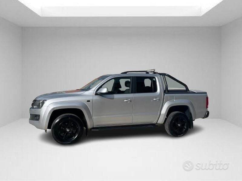 Usado VW Amarok 180 CV (132 kW) 2016 Gris Pickup/Camioneta