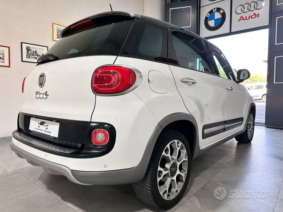 Gebraucht Fiat 500L Trekking 120 PS (88 kW) 2014 Weiß Van / Kleinbus