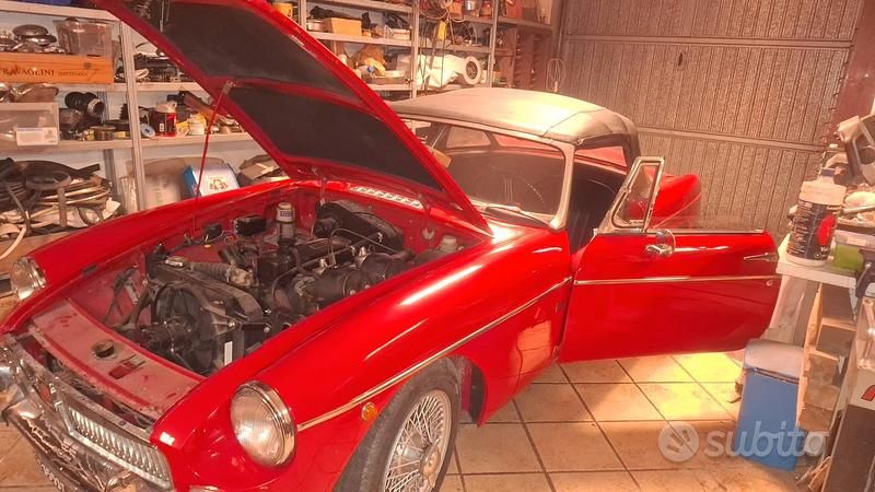 Usata MG B 1960 Rosso Cabrio