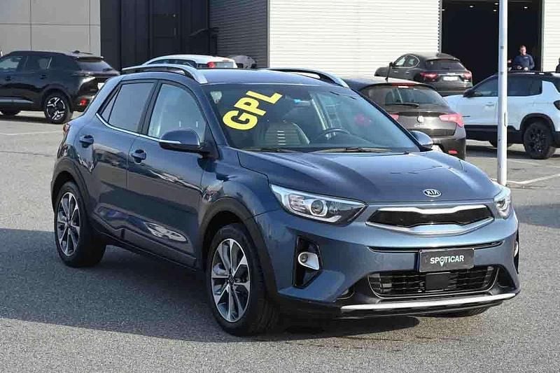 Usata Kia Stonic 101 CV (74 kW) 2020 Blu/azzurro SUV